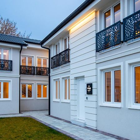Garni Hotel Royal Crown Subotica Exterior foto